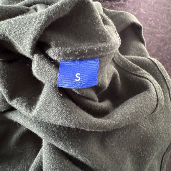 Kit & Ace Here and There Button Up Shirt in Heather Forest - Picture 8 of 8